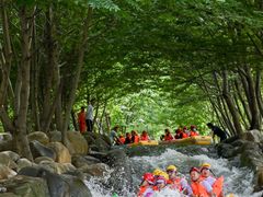 -尧山大峡谷漂流