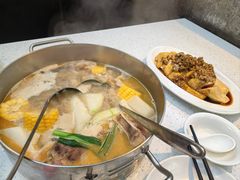 -肥仔文澳门猪骨煲(南京西路店)