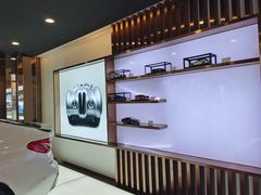 -宁波宝信宝马4S店(江北日湖店)