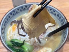 -蒙自源米线(明丰广场店)