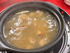 -花苑美食横琴生蚝火锅(拱北粤华路店)