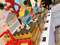 -亚洲国际大酒店·云顶阁旋转自助餐厅