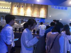 -喜茶(上海正大广场店)
