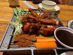 -老滇山寨•云南特色菜•地方菜•民族风情歌舞表演(金碧店)