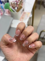 -尤米一站式美甲美睫