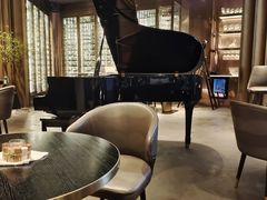 -wineapp葡萄酒餐吧(外滩金融中心店)