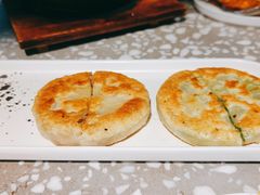 牛肉圆葱馅饼-金香匯晚茶(浑南店)