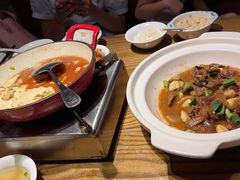 -爱碗亭·鲜炒湖南菜(壹城中心店)