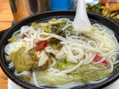 砂锅酸辣米线-沈妈砂锅(光华村店)