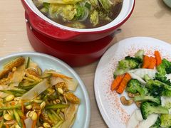 -吕氏疙瘩汤·新派鲁菜(欢乐汇店)