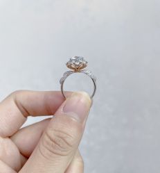 -威德钻石-克拉钻大本营(南京东路店)