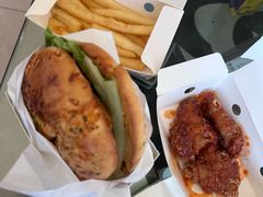 -必胜客(绿地新都会店)