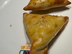 滩羊羊肉烤包子-清真·卡德尔大叔新疆主题餐厅(龙汇路店)