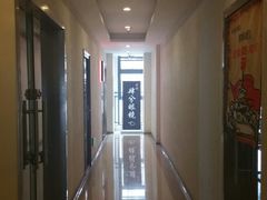 -肆兮眼镜·蔡司·徕卡战略合作店(大坪店)