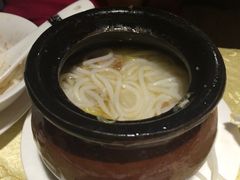 罐罐米线-味道云南·云朵山歌(东方都会广场店)