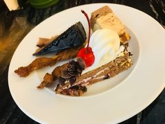 -东方红海鲜百汇(国际大厦店)