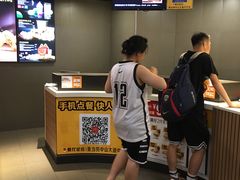 -麦当劳(中山大道中店)