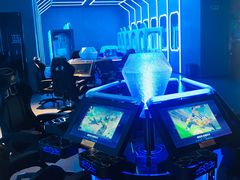-世代星球·保龄球·镭战真人CS·团建(杨浦店)
