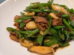 辣椒炒肉炒鲍鱼-海鲜e族(马王堆店)