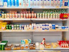 -牛朋牛奶棚(南昌路店)