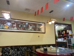 大堂-壹阁胡羊焖饼(特色小吃街店)
