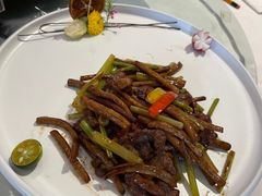 -千灯盛汇·头牌粤菜(致越优城店)