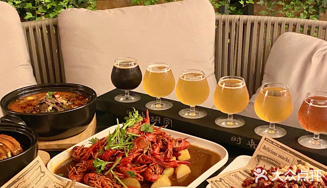 杭州新店🍻运河边的精酿吧喝酒宵夜好去处!