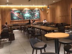 大堂-星巴克(汕尾信利城市广场店)