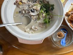 -芦茨金富饭庄·25年老字号·专做稻草鸡