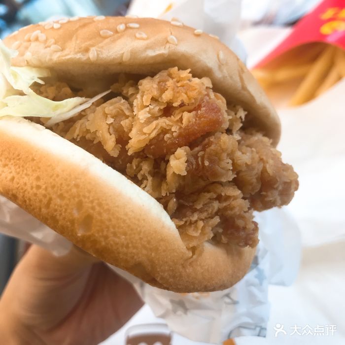 华莱士汉堡炸鸡(华程店)香辣鸡腿堡图片