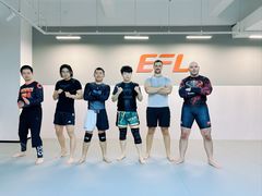 -EFL巴西柔术·综合格斗·泰拳·少儿体能训练(虹桥德必馆)