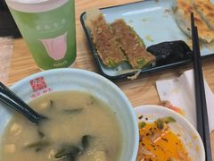 -众品老方子锅贴甜沫(李村店)