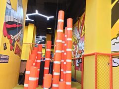 -爱蹦iBOON蹦床运动馆(江汉店)