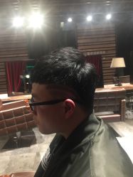 -侨治发型