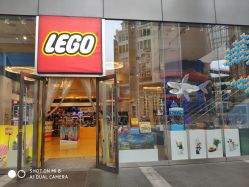 -乐高品牌旗舰店(人民广场店)
