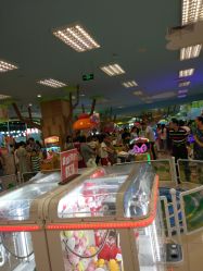 -莫莉幻想儿童乐园(武汉金银潭永旺店)