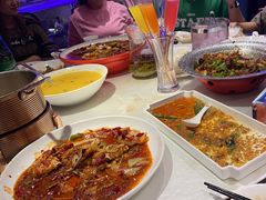 -巴特餐饮6加1音乐餐吧·新疆菜