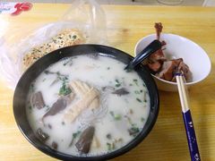-津津老鸭粉丝馆(正东路店)