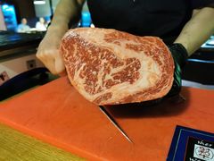 冷藏熟成射和牛现切眼肉-觅福里•熟成和牛餐厅