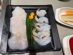 -海底捞火锅(曹安公路店)