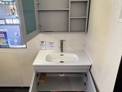 -百安居装修建材卖场(泰然店)