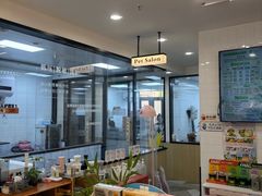 -宠小格时尚宠物生活馆(唐镇店)