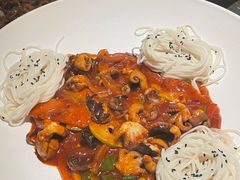 -Fuzzy Bistro 浮几韩餐·茶酒馆