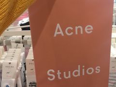 -Acne Studios(芮欧百货店)
