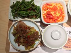 -老乡鸡(上海白玉兰广场店)
