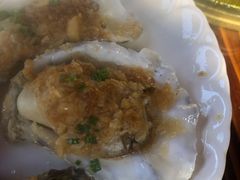 蒜蓉蒸生蚝-琼大师东方烤乳猪(亚特兰蒂斯店)