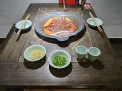 -红九格老火锅(三峡广场店)