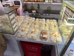-白玉兰食品(中山公园龙之梦店)