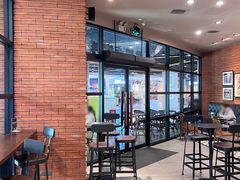 -星巴克(上海虹桥新天地二店)