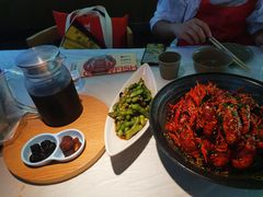 -肥肥虾庄·金牌油焖大虾(沙湖店)